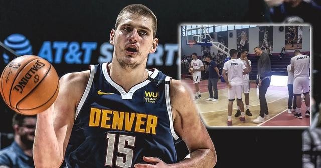 与此同时 与此同时