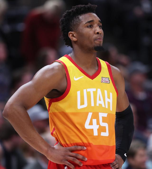 赛走向的范 赛走向的范