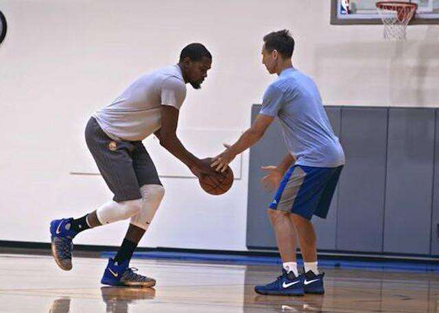 年来收紧广 年来收紧广